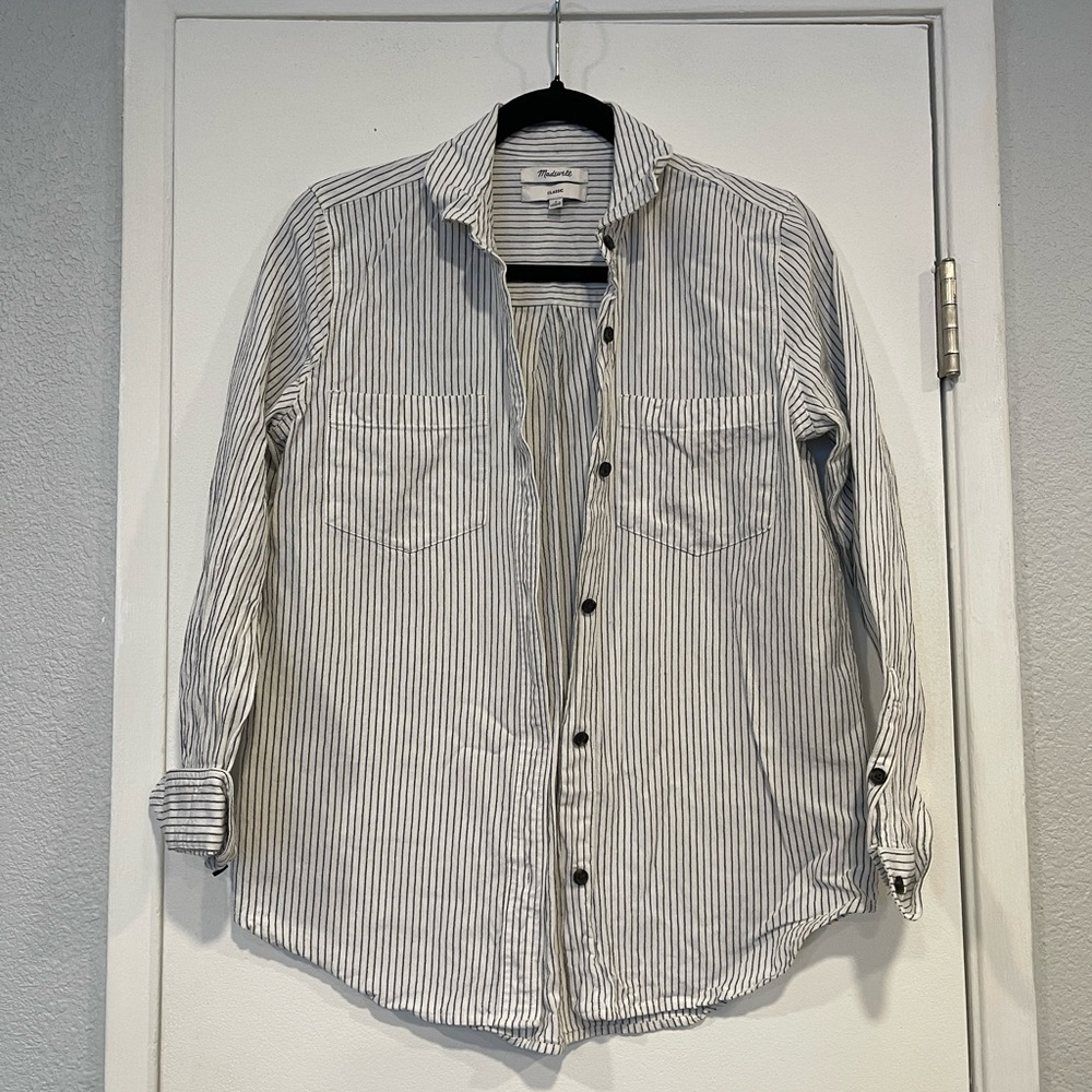 Madewell crinkle stripe top